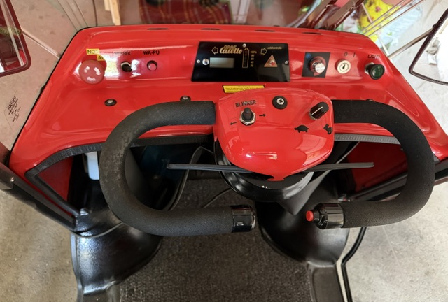 Senioren Elektrofahrzeug Steuerung